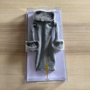NEW Tyler Wentworth Tonner Doll Boutique Avenue Chic Dress 2004 Faux Fur